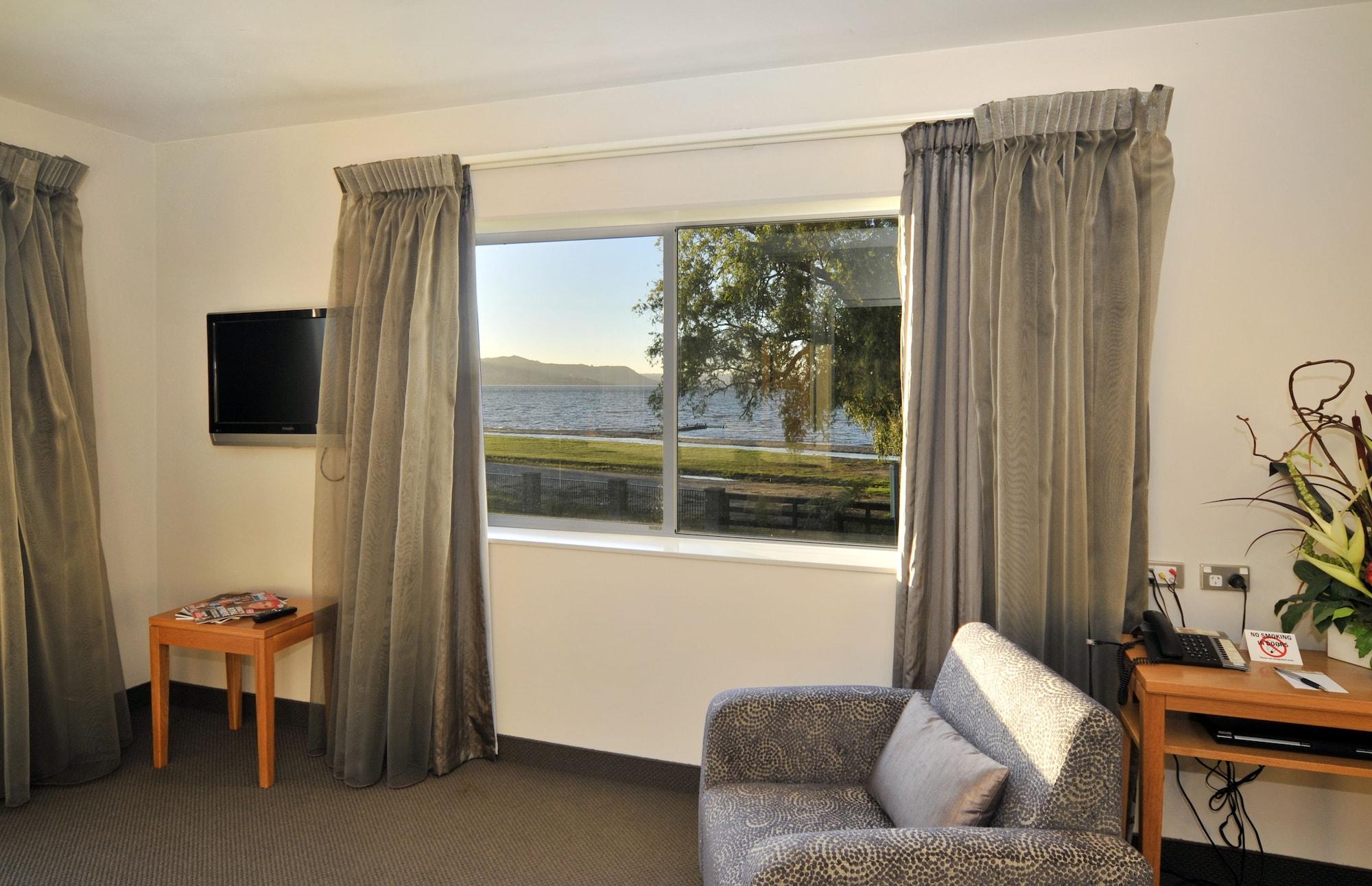 Wai Ora Lakeside Spa Resort Rotorua Kültér fotó