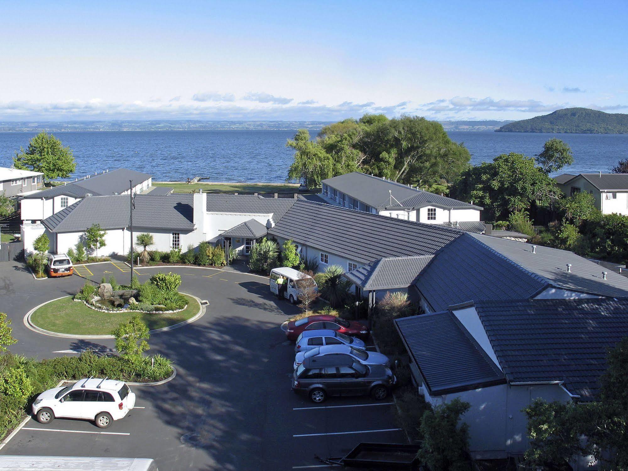 Wai Ora Lakeside Spa Resort Rotorua Kültér fotó
